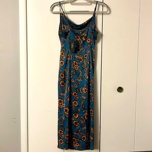 Lulu’s Hollywood Woman Teal Floral Satin Midi Dress